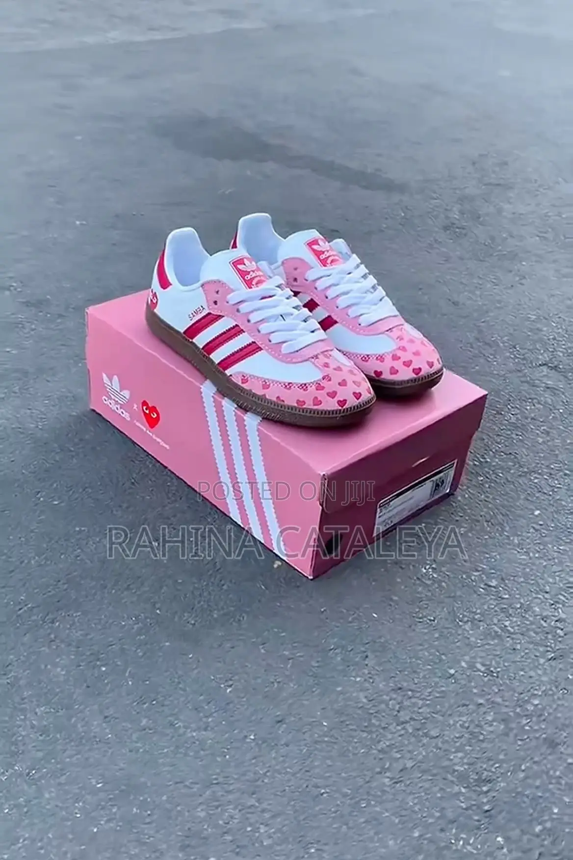 Sneakers Hub