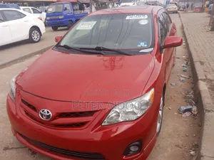 Toyota Corolla 2013 Red