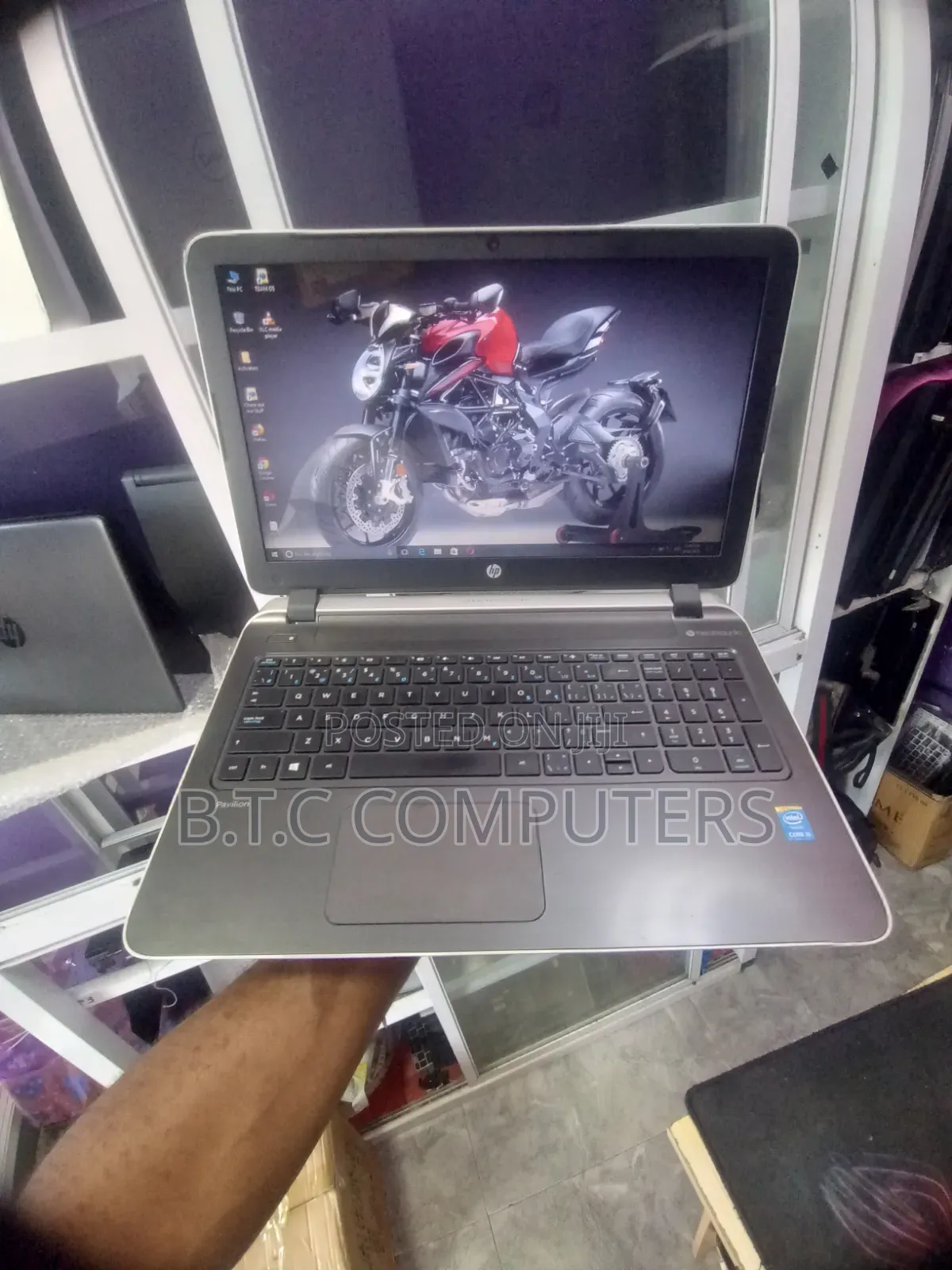 Laptop HP Pavilion 15 8GB Intel Core i5 HDD+SSD 640GB