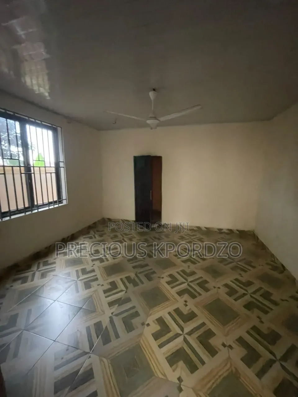 1bdrm Room & Parlour in Adenta Forster Home for rent
