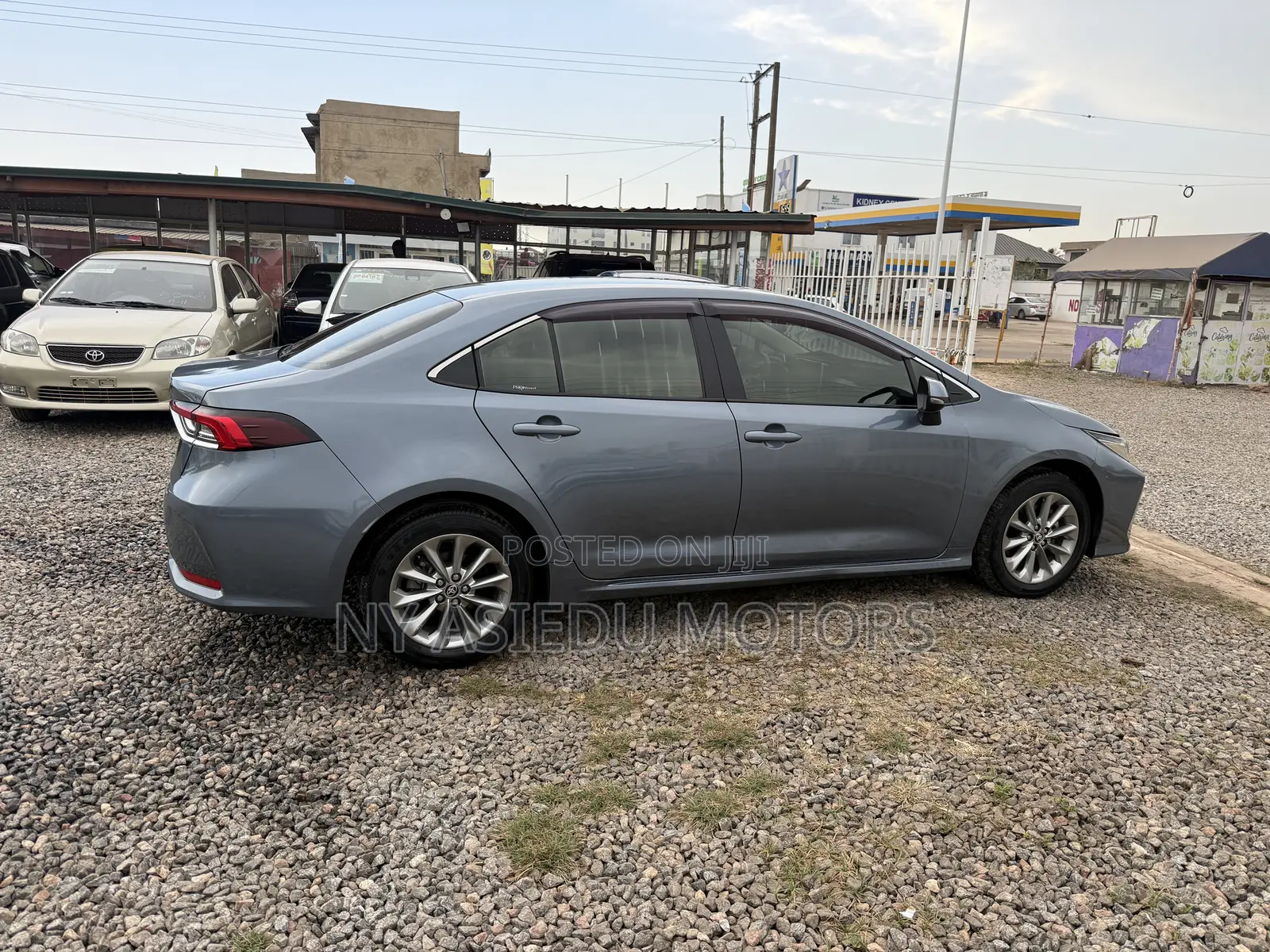 Toyota Corolla LE 2022 Blue
