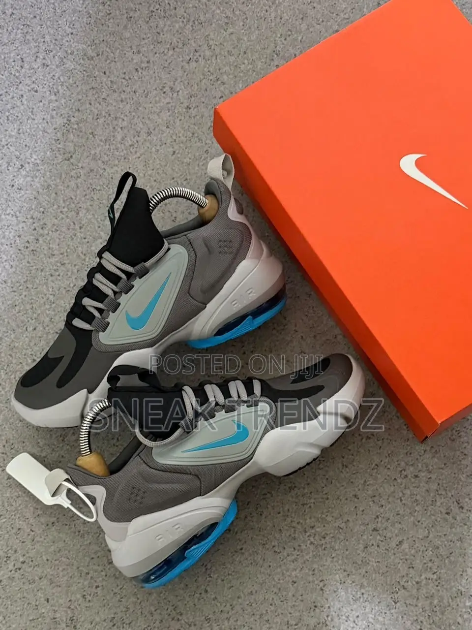 Nike Air Max Alpha Savage Trainers