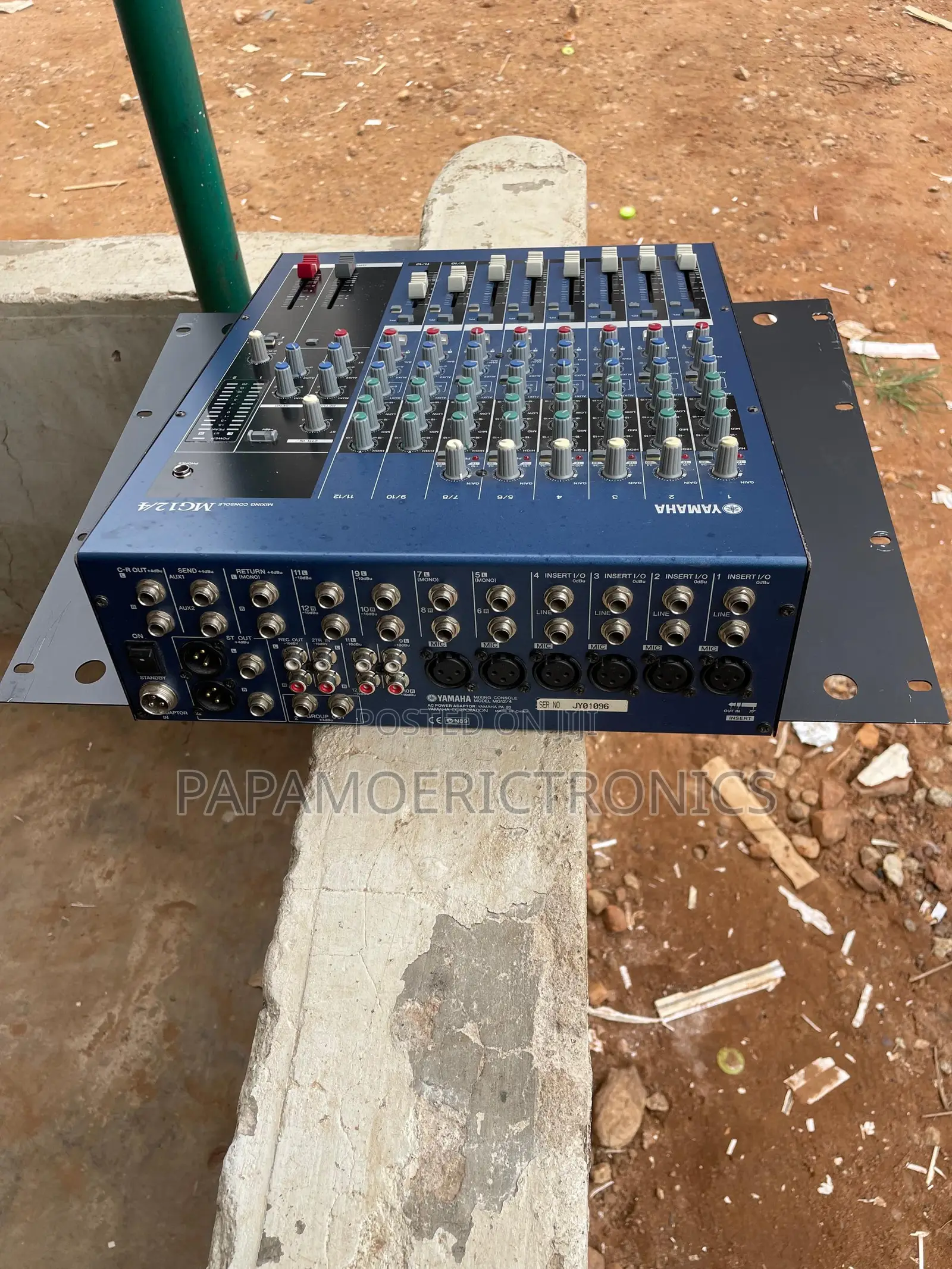 Yamaha Mixing Console