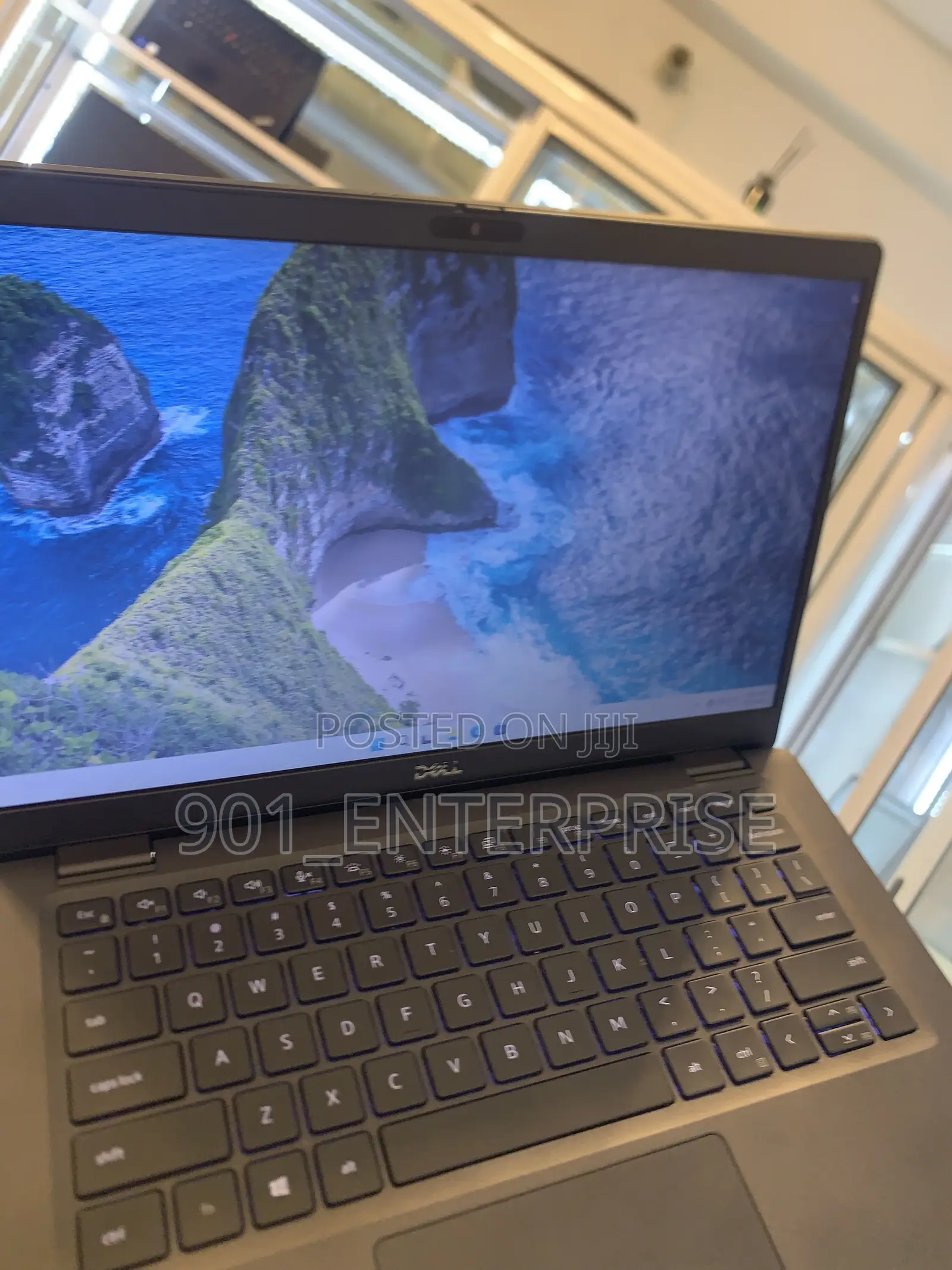 Laptop Dell Latitude 7310 16GB Intel Core i5 SSD 256GB