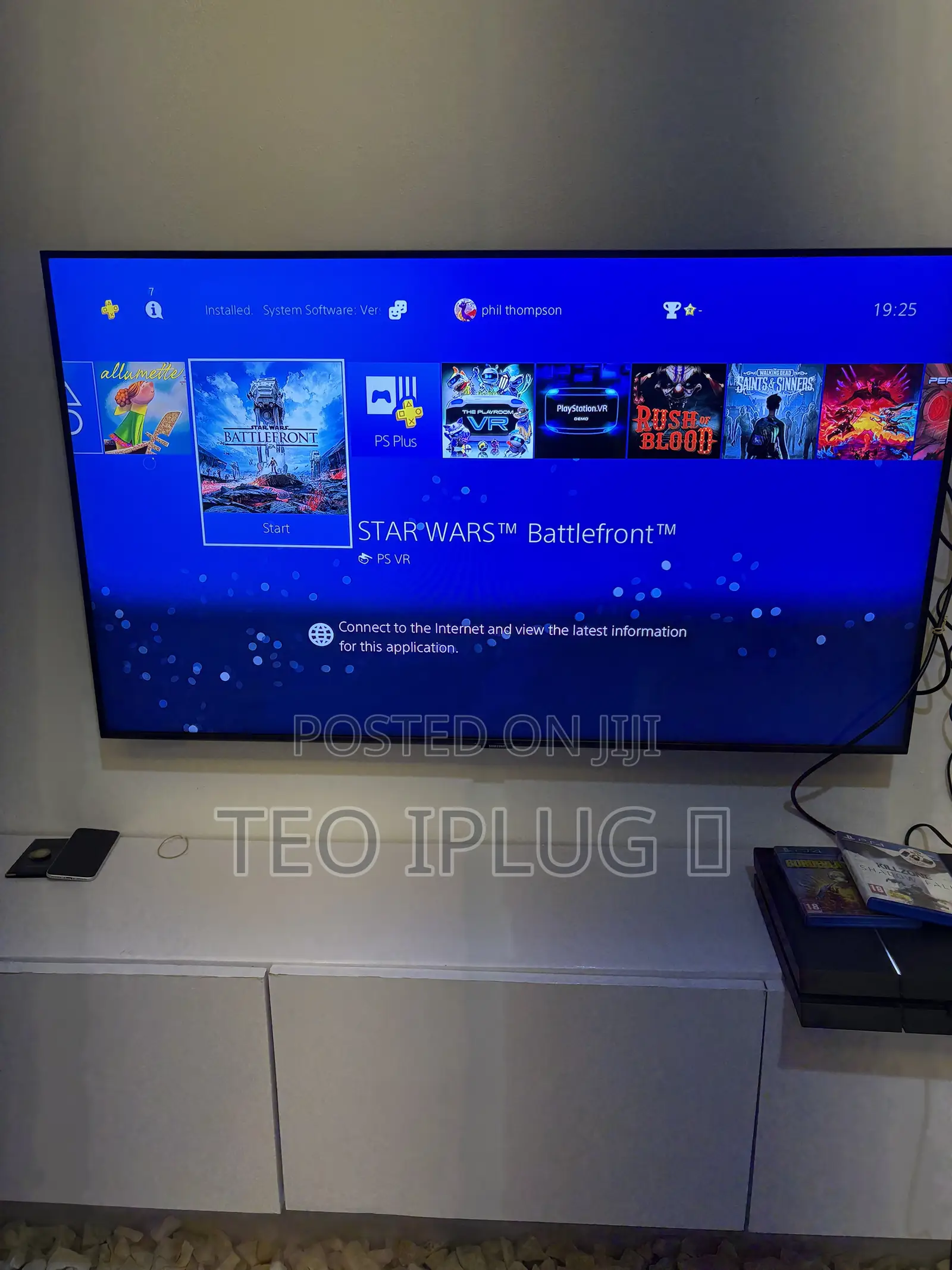 Sony PlayStation 4 (PS4) With 10 Games