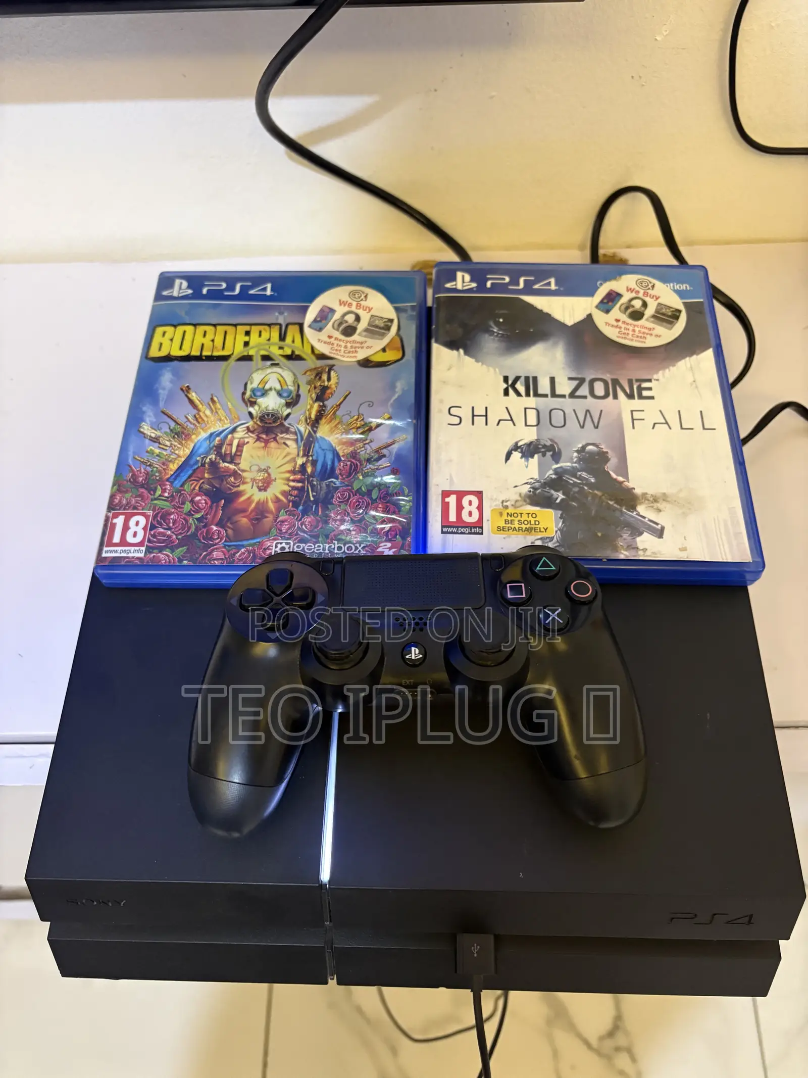 Sony PlayStation 4 (PS4) With 10 Games