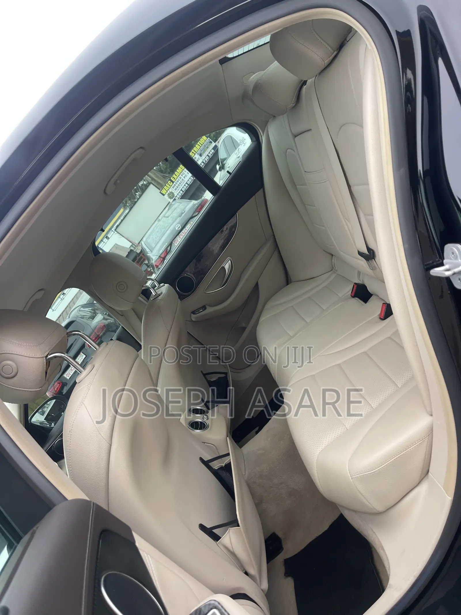Mercedes-Benz C300 2015 Black