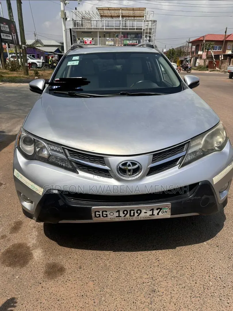 Toyota RAV4 LE 4dr SUV (2.5L 4cyl 6A) 2014 Silver
