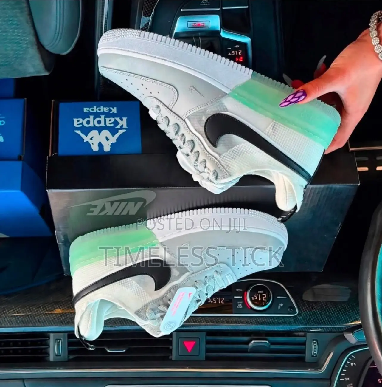 Nike Sneakers