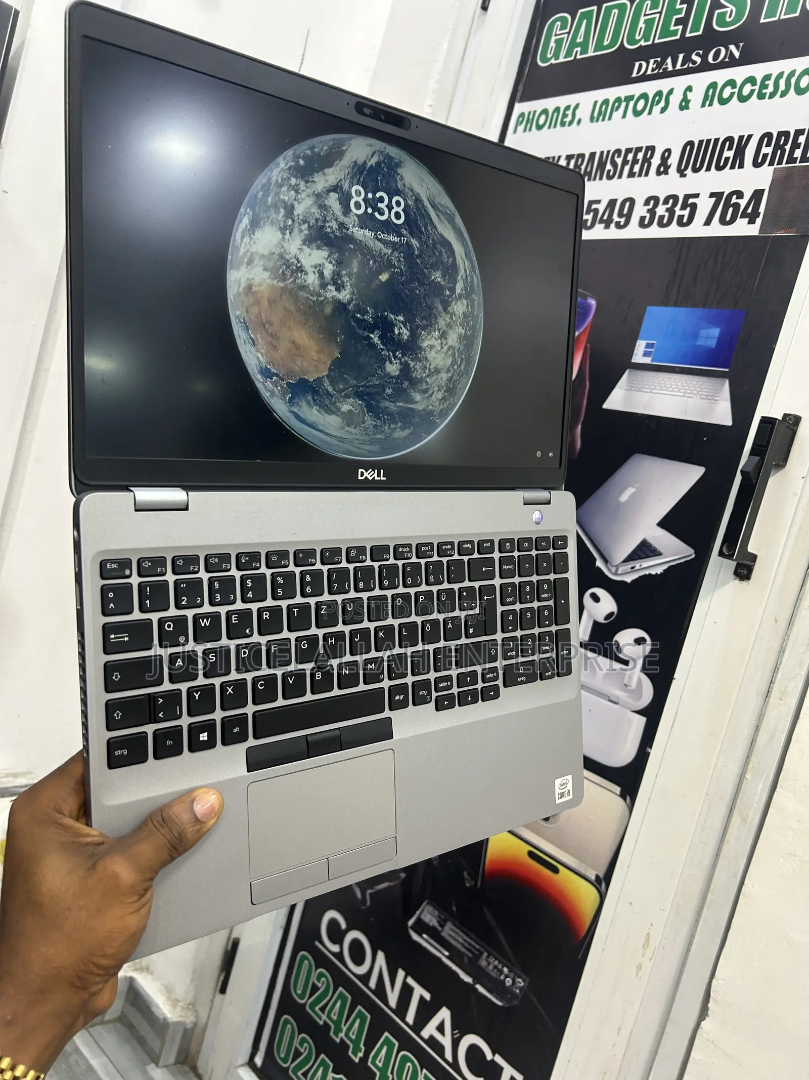 Laptop Dell Precision 3561 16GB Intel Core i9 SSD 512GB