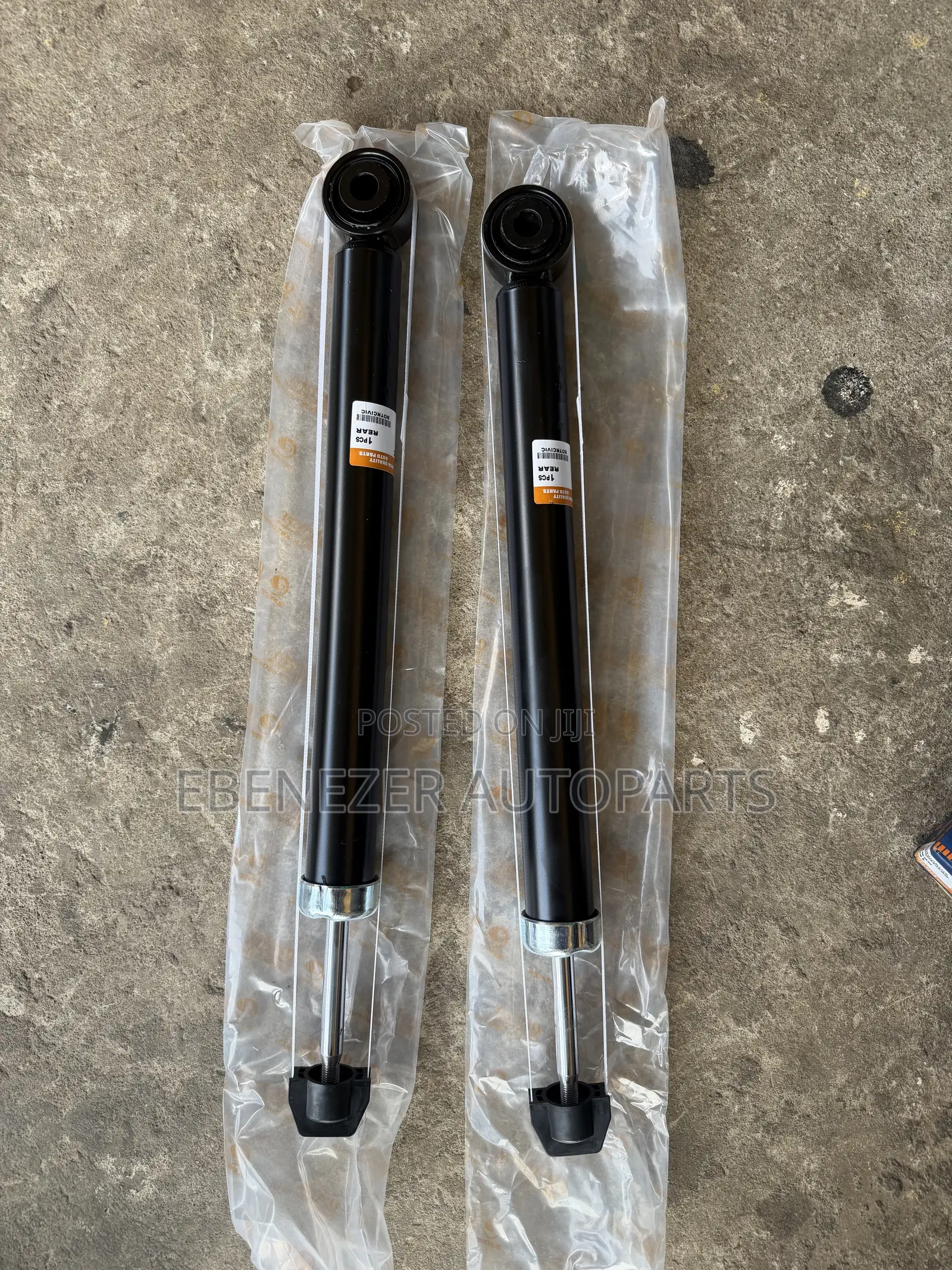 Honda CRV Cr-v Rear Shocks Absorbers 2017 2018 2019 2020 2021 2022