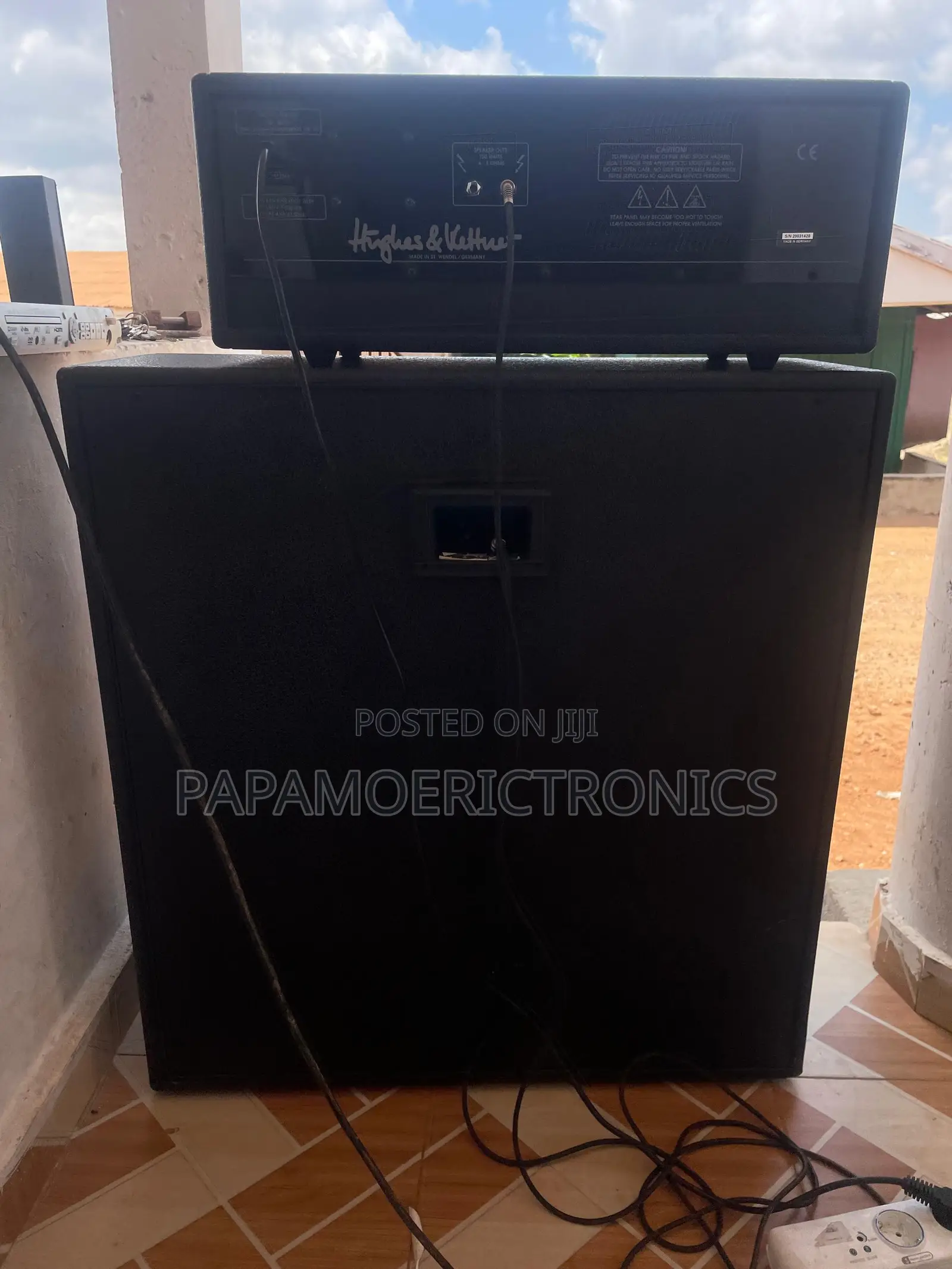 Hughes & Kettner Warp 7 2-Channel 100-Watt 4x12" Solid State Guitar