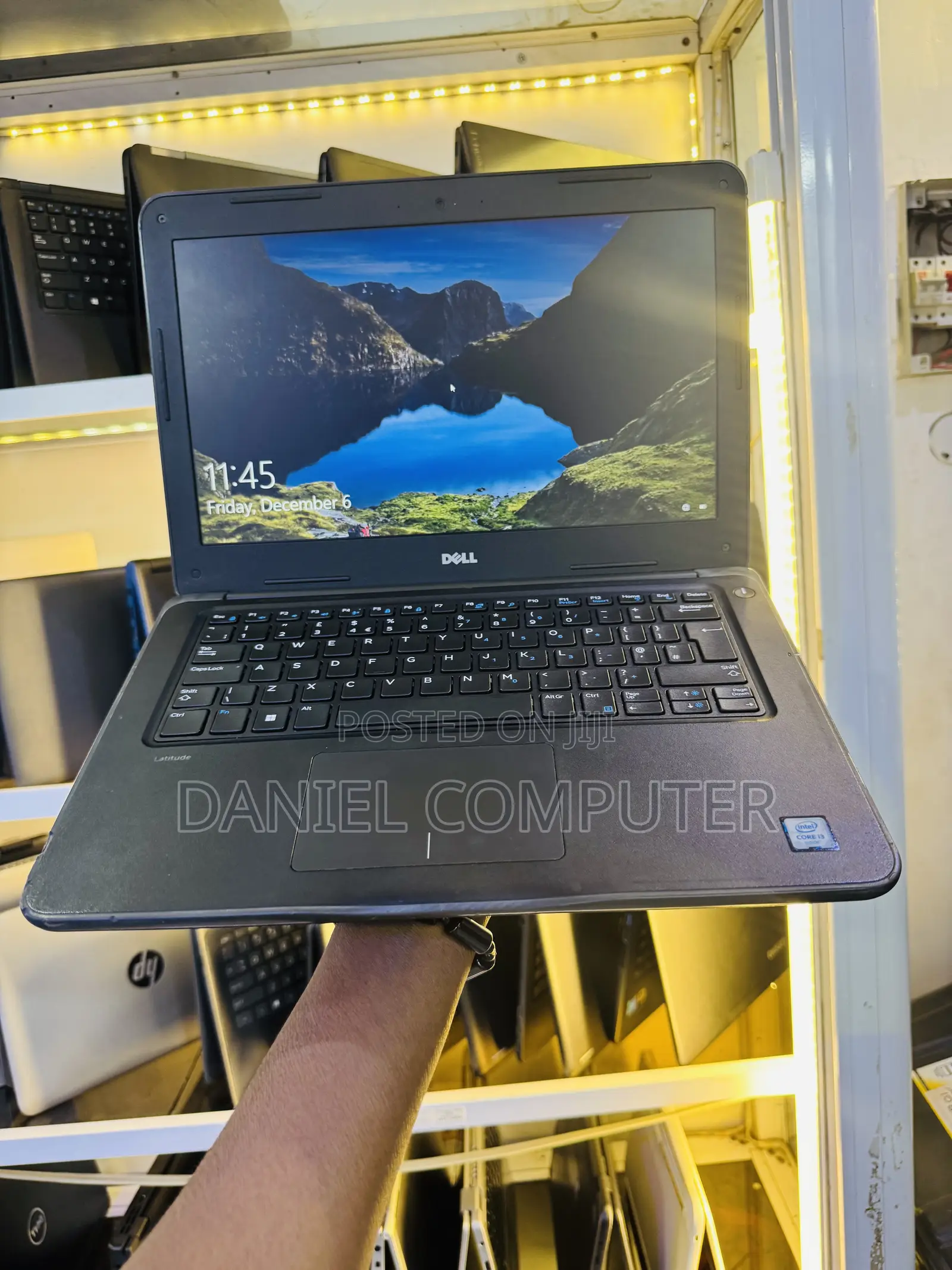 Laptop Dell Latitude 3380 8GB Intel HDD 500GB