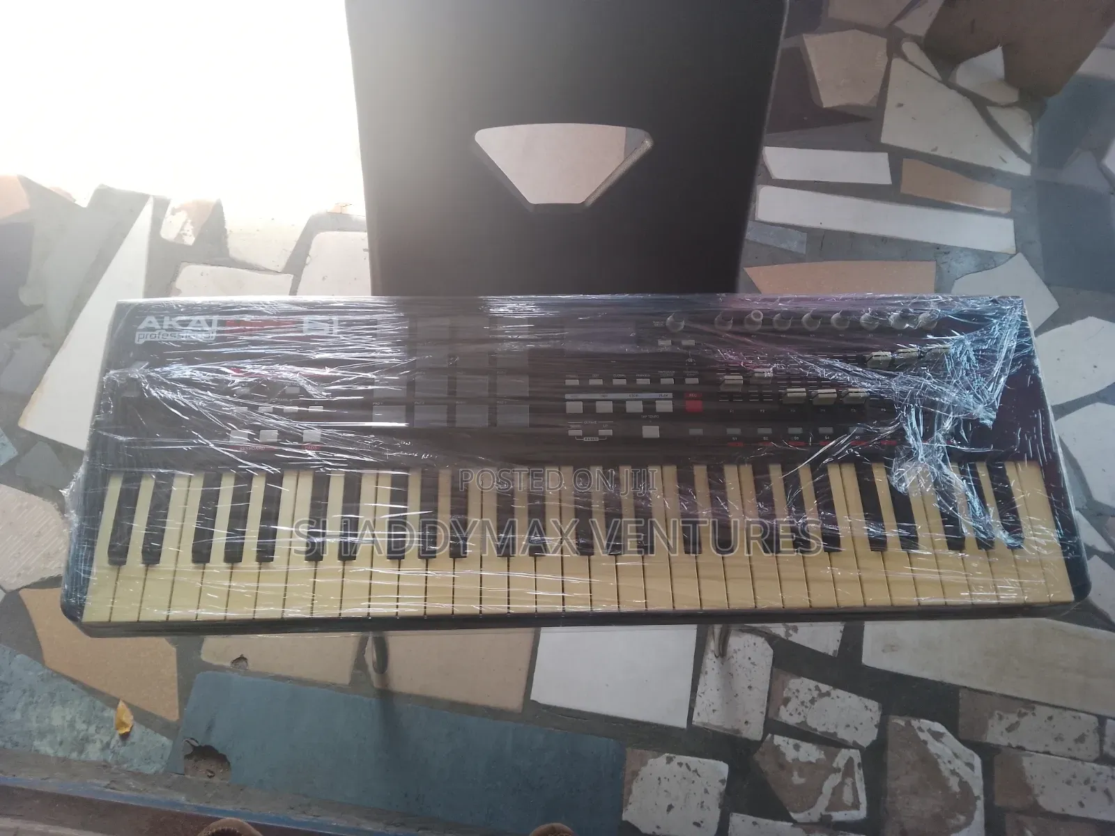 Akai MPK 61 Professional Midi Keyboard