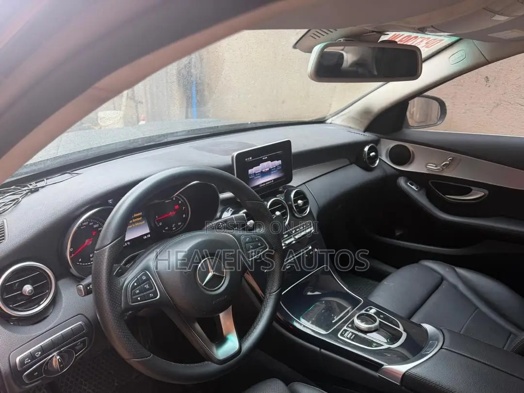 Mercedes-Benz C300 2018 Gray