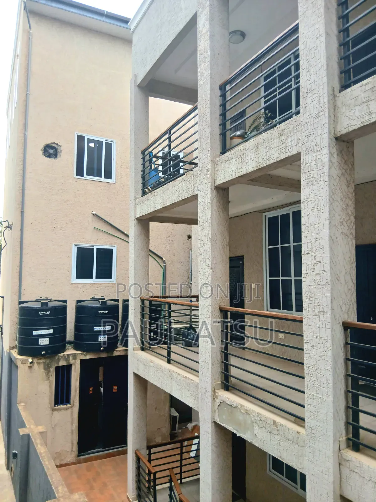 1 Bedroom Apartment