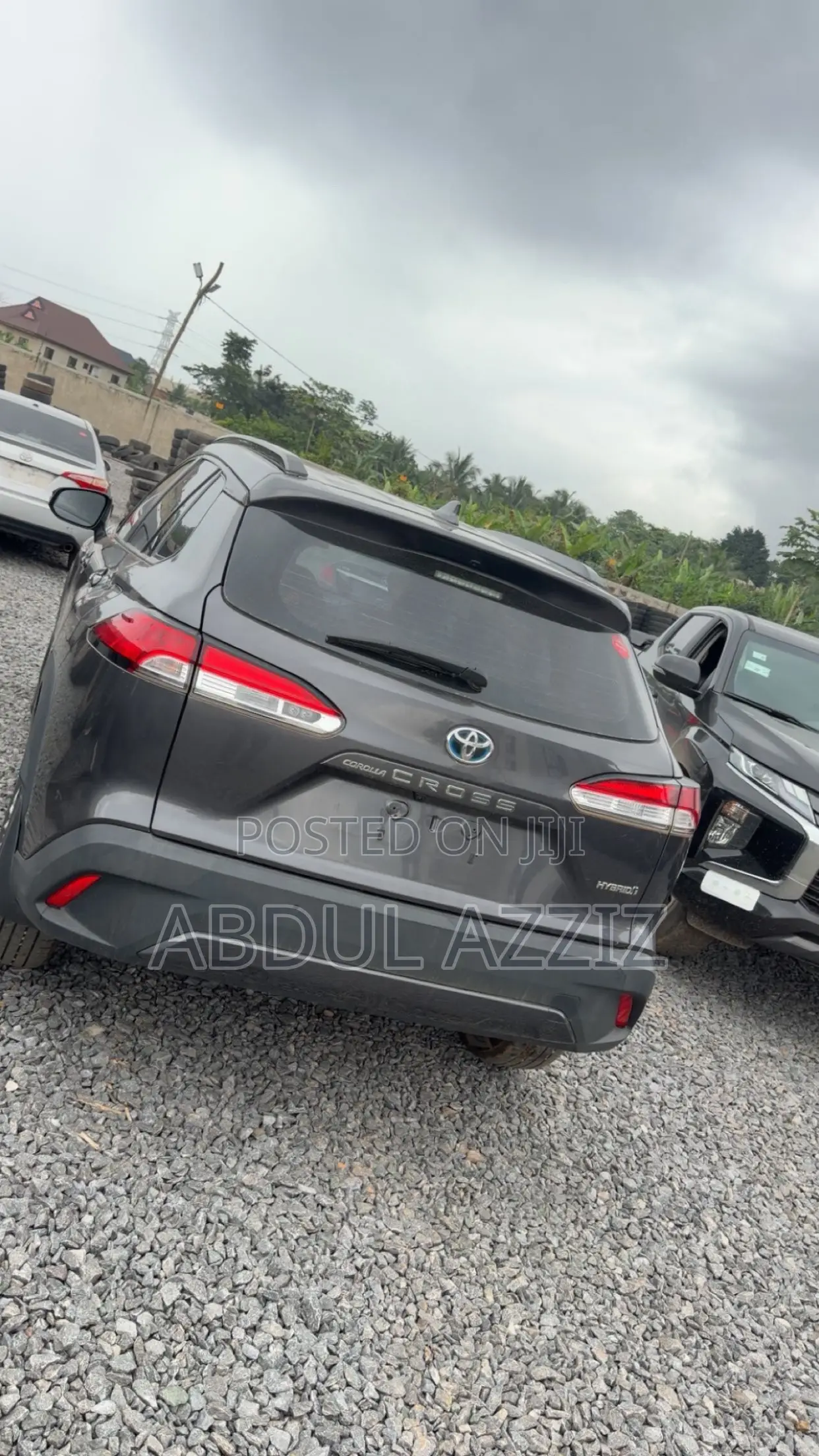 Toyota Corolla Cross XLE 4WD 2024 Gray