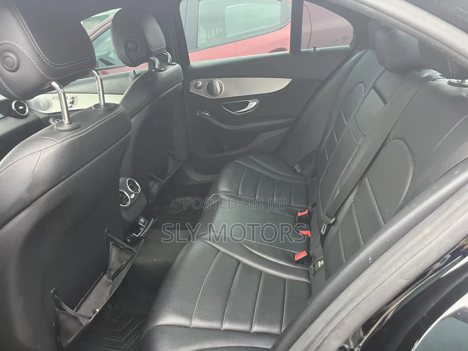 Mercedes-Benz C400 2016 Black