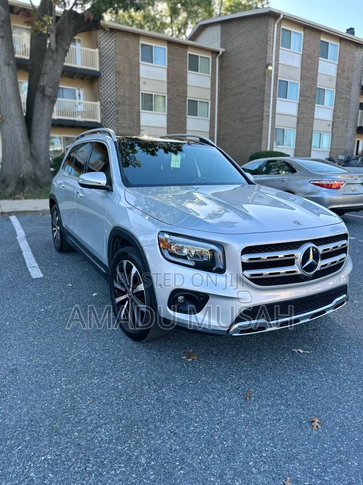Mercedes-Benz GLB-Class GLB 250 4MATIC 2021 Silver