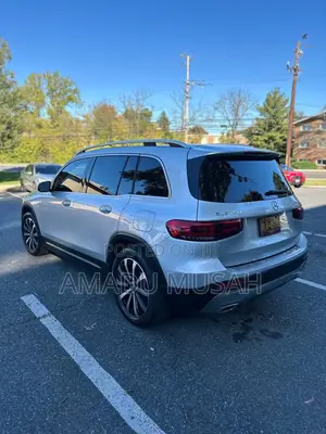 Mercedes-Benz GLB-Class GLB 250 4MATIC 2021 Silver