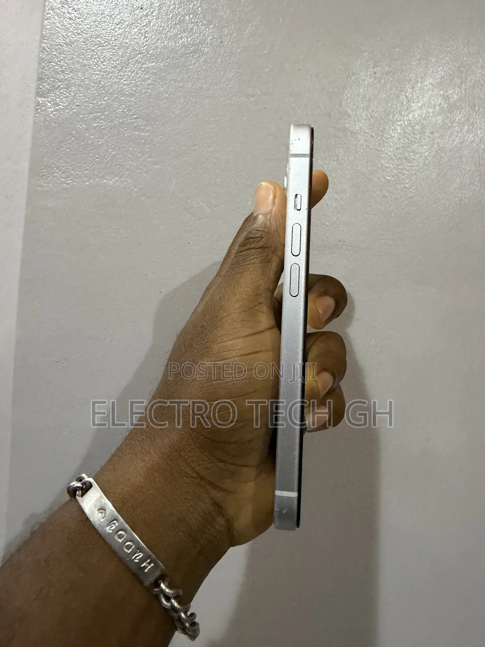 Apple iPhone 15 128 GB White