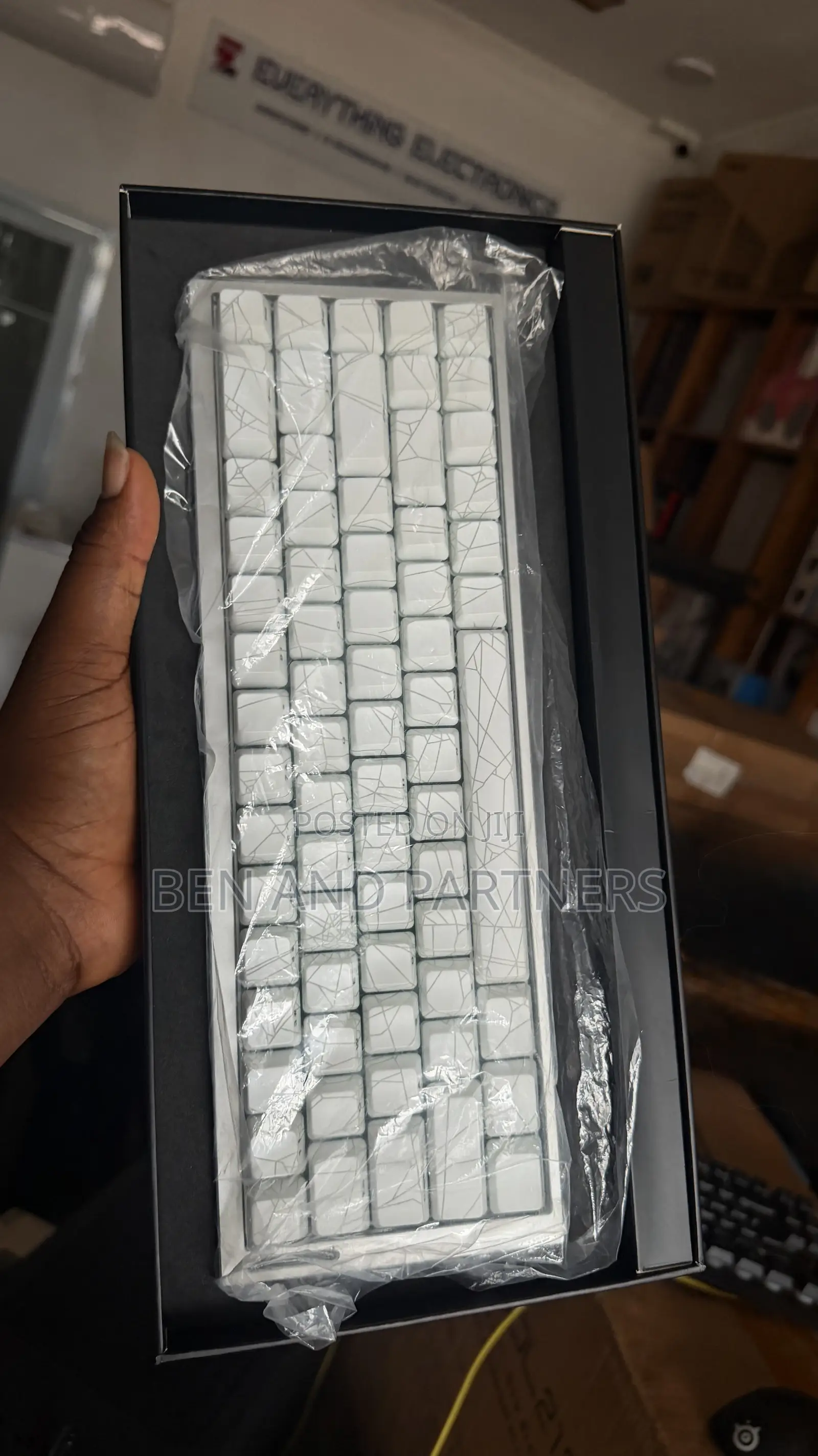 ZORNHER ZH68HE Wired Hall Effect CNC Aluminum Gaming Keyboard