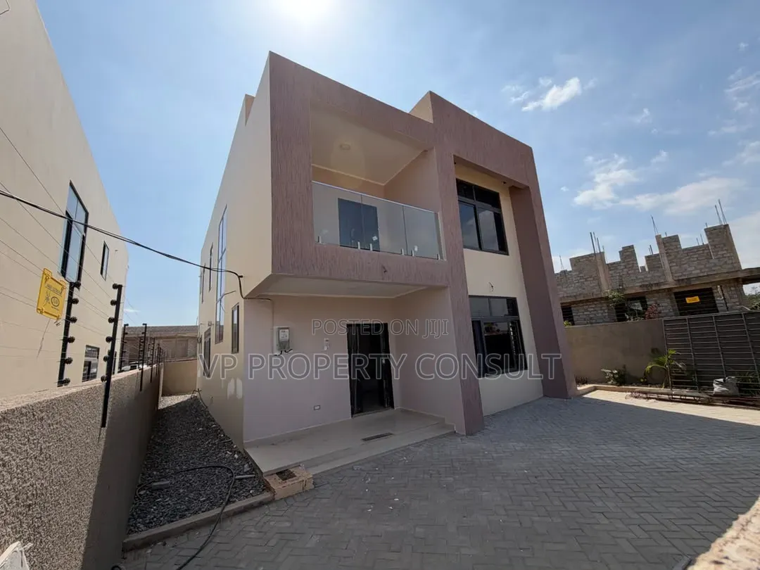 3bdrm House in Amrahia for sale