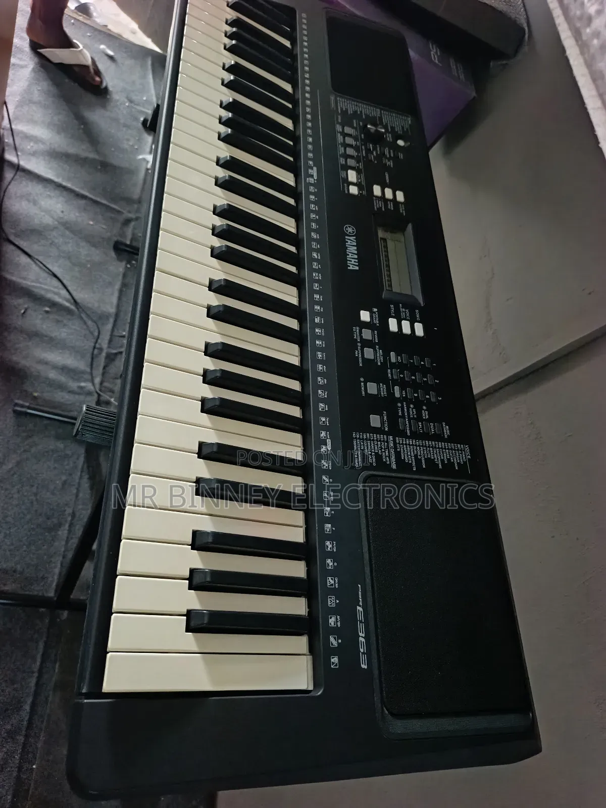 Yamaha E363