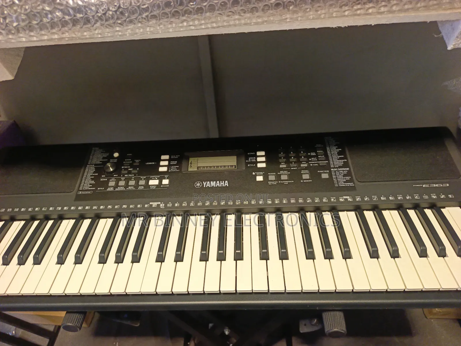 Yamaha E363