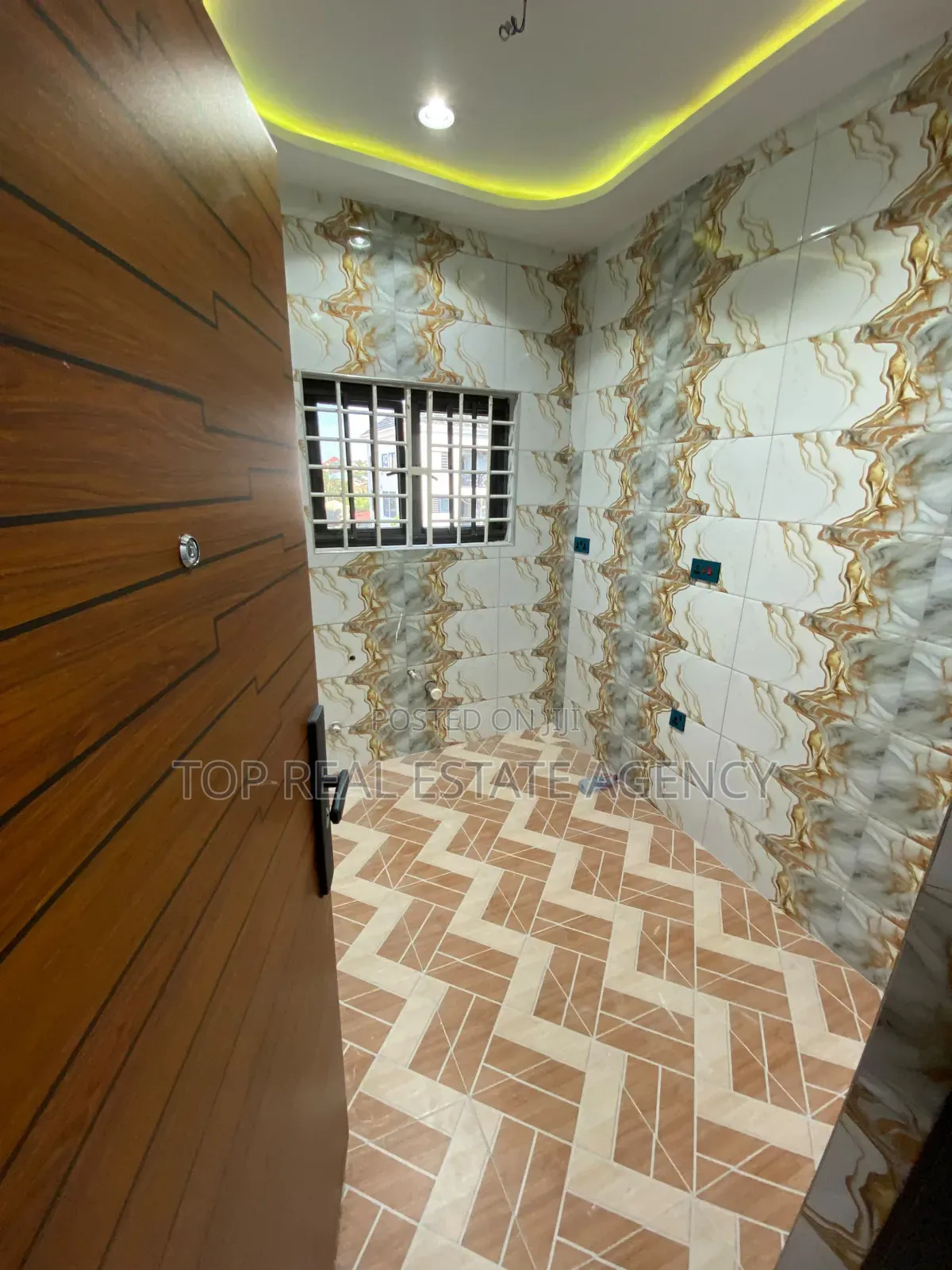 1bdrm Apartment in Pokuase Ablekuma for rent
