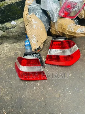 BMW Tail Light Complete E46