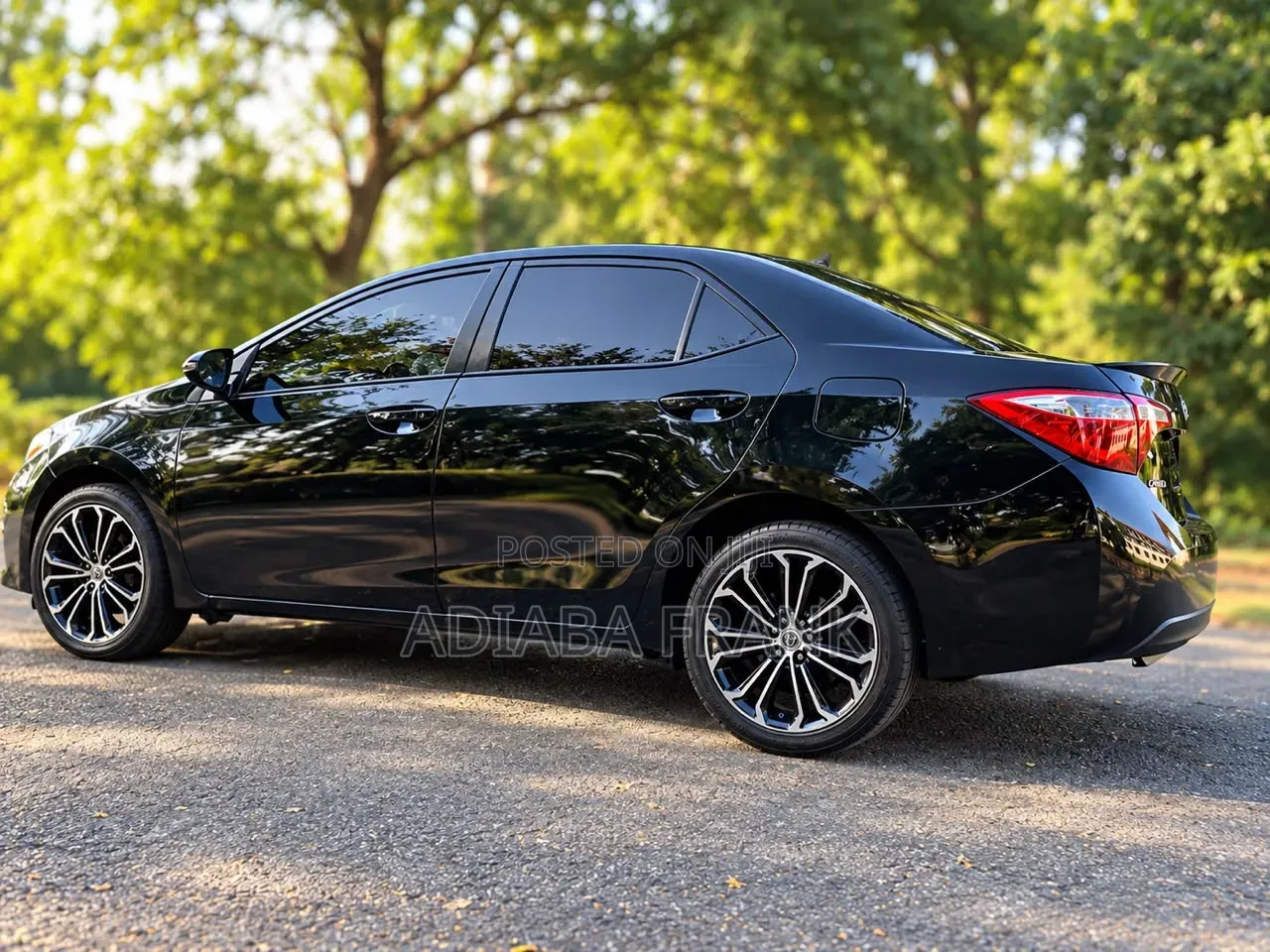 Toyota Corolla 2016 Black
