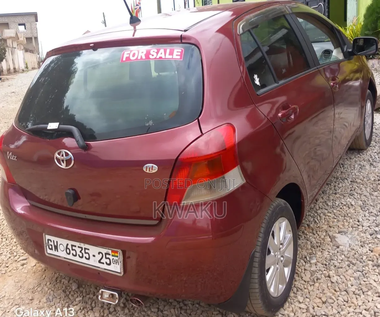 Toyota Vitz 2010 Brown