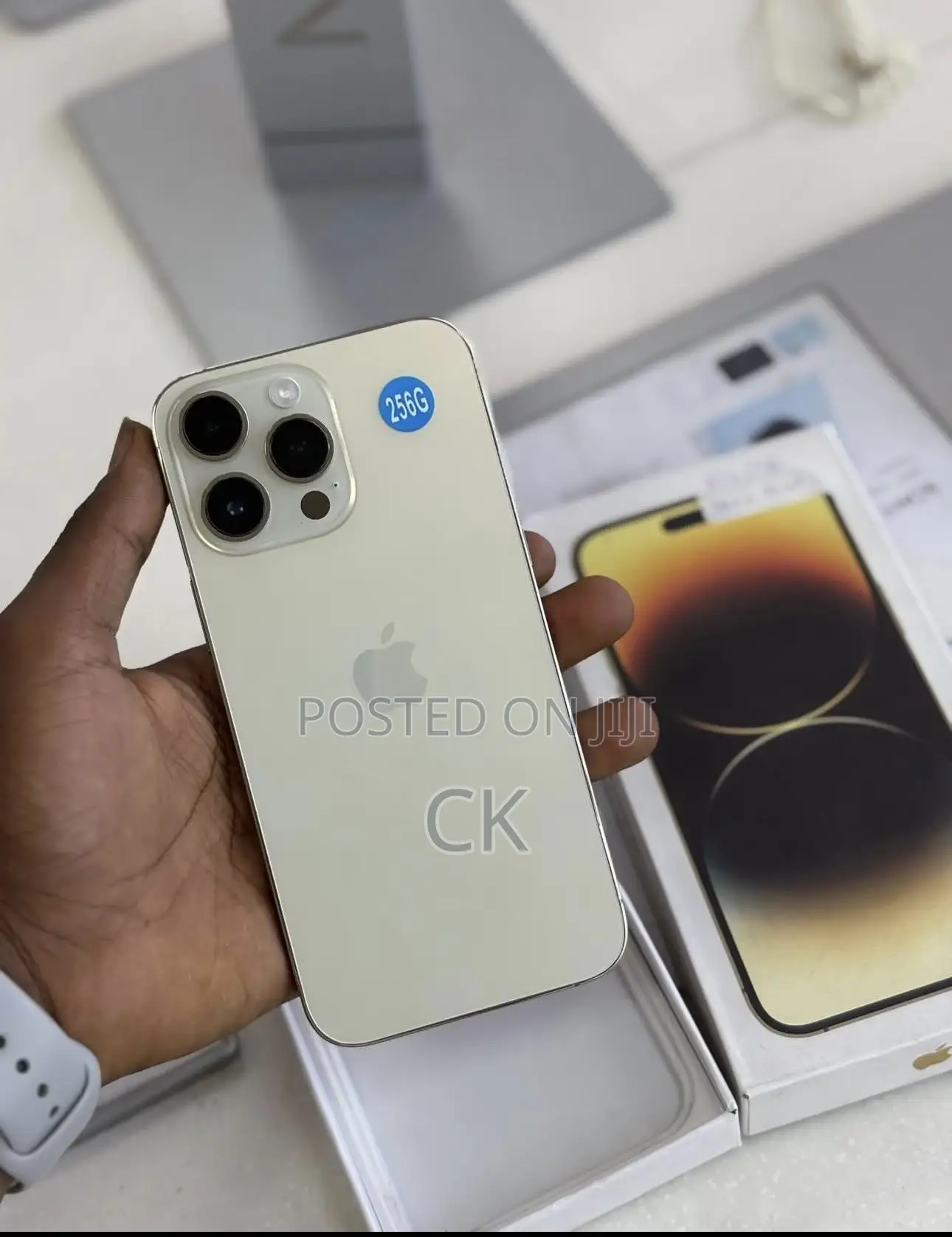 New Apple iPhone 14 Pro Max 256 GB Gold