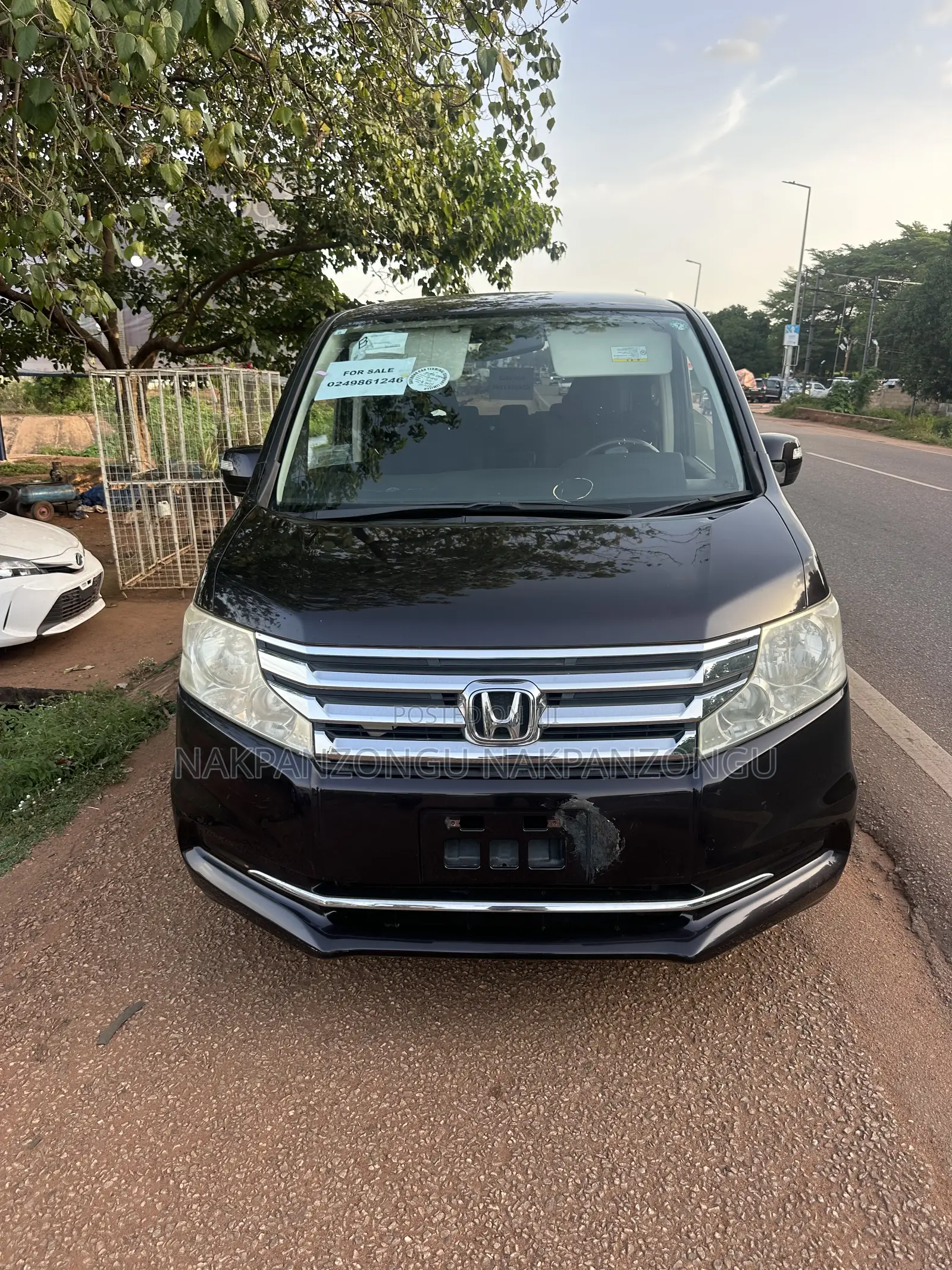 Honda Stepwgn 2012 Brown