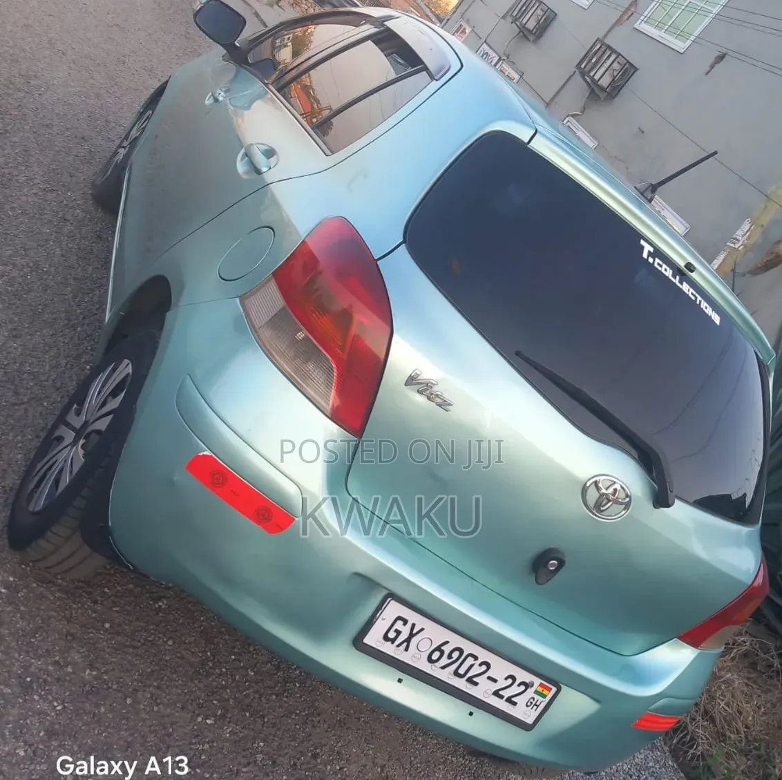 Toyota Vitz 2010 Green