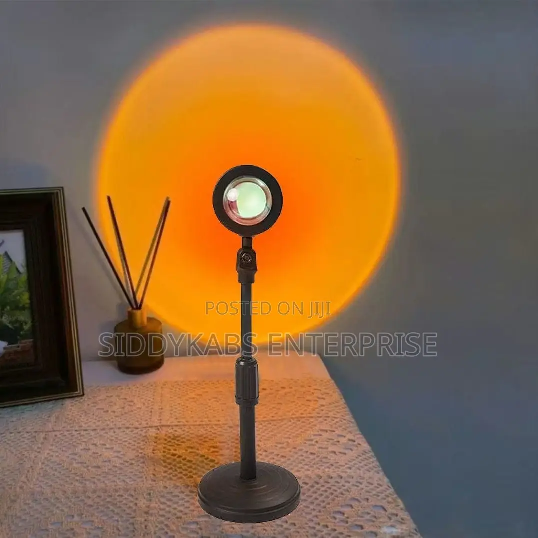 16 Colours Sunset Lamp With a Remote Control