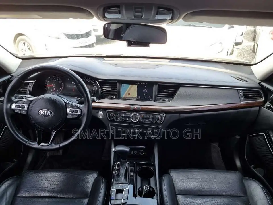 Kia K5 2018 White