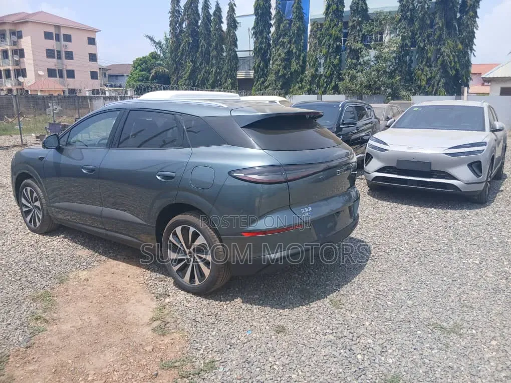 New BYD Sealion 06 DM-i Luxury 2025 Green