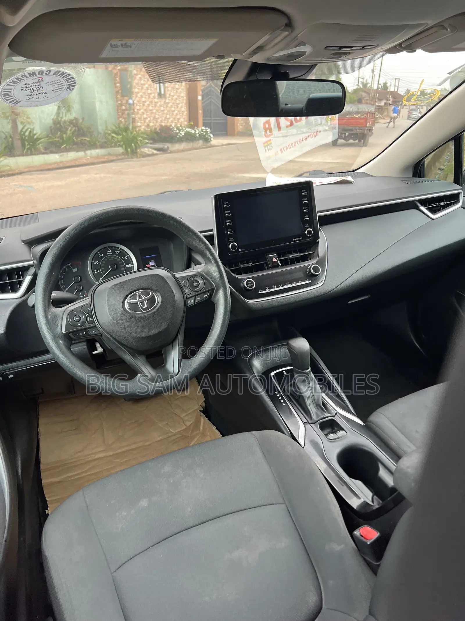 Toyota Corolla LE 2021 Black