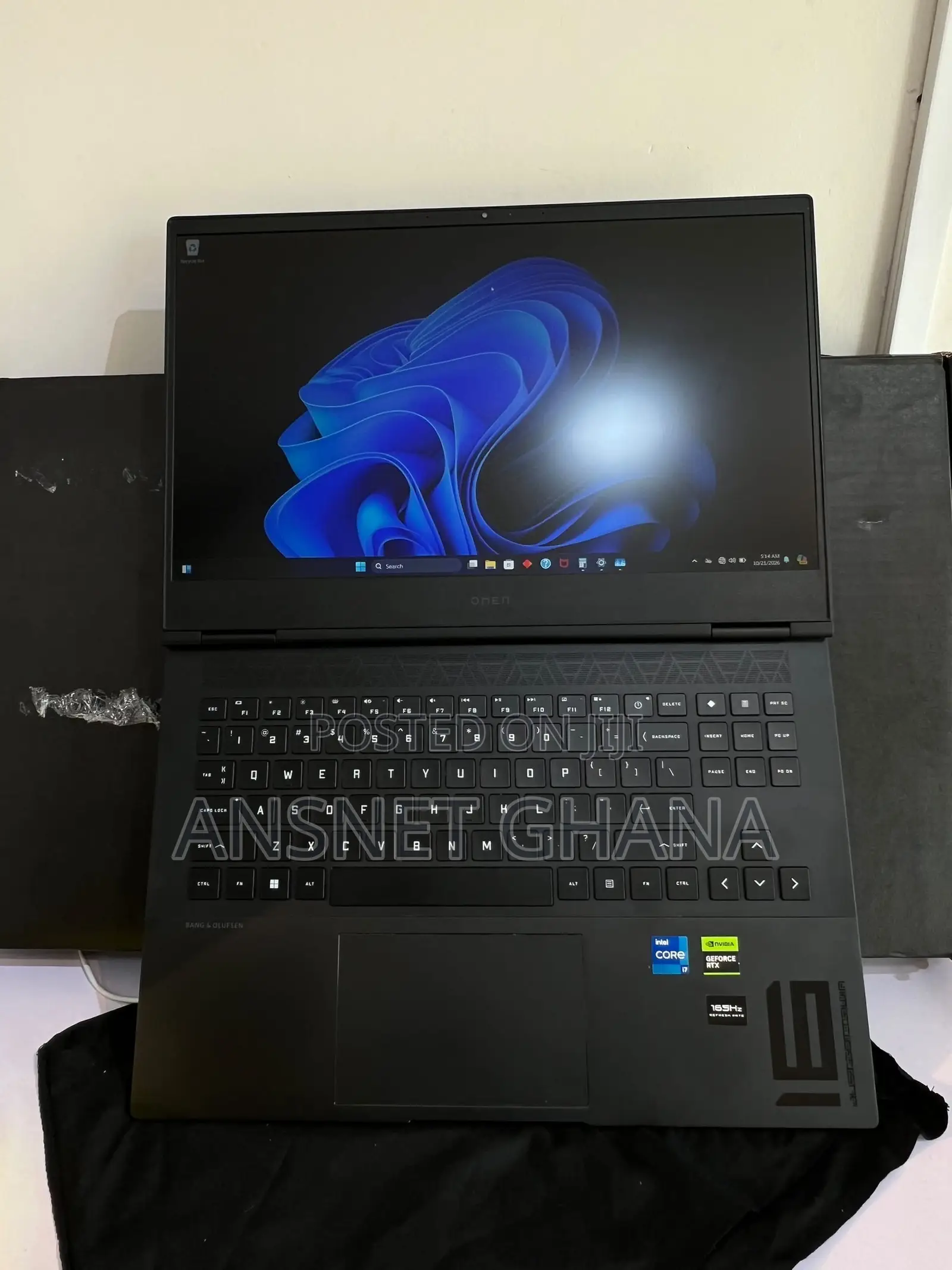 New Laptop HP Omen 16 16GB Intel Core i7 SSD 1T