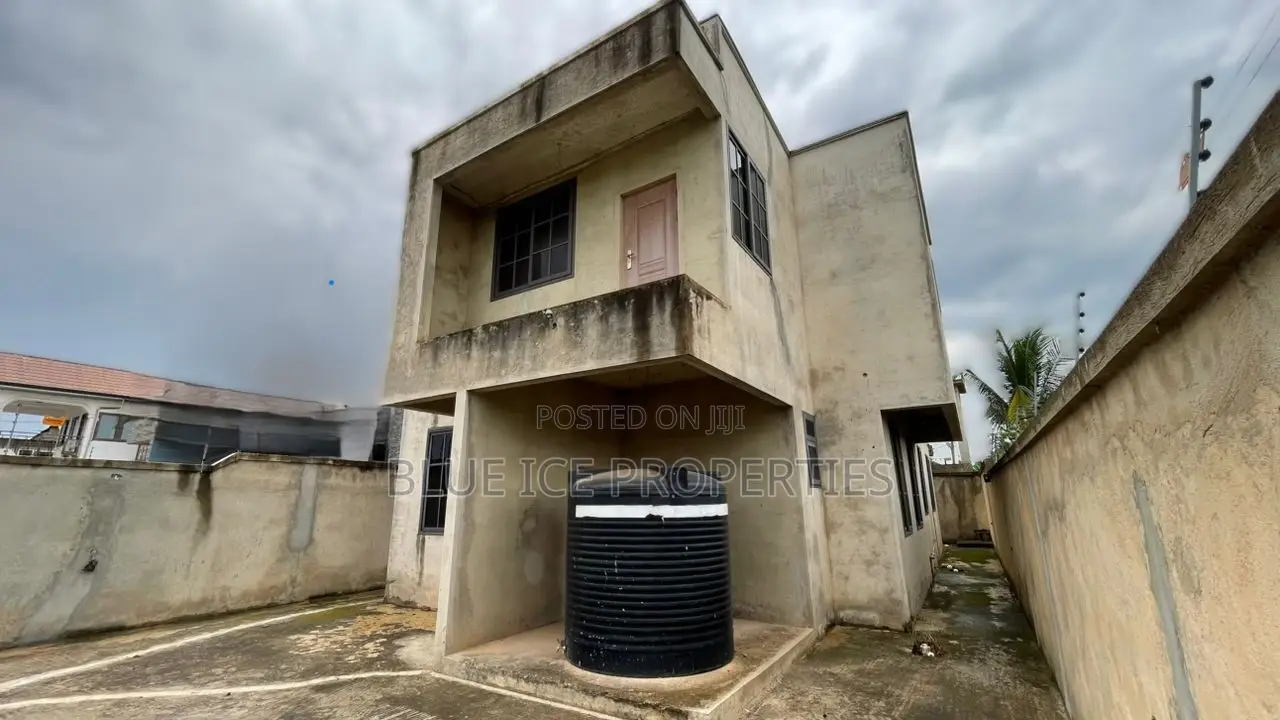 4bdrm Duplex in Anaji, Takoradi for sale