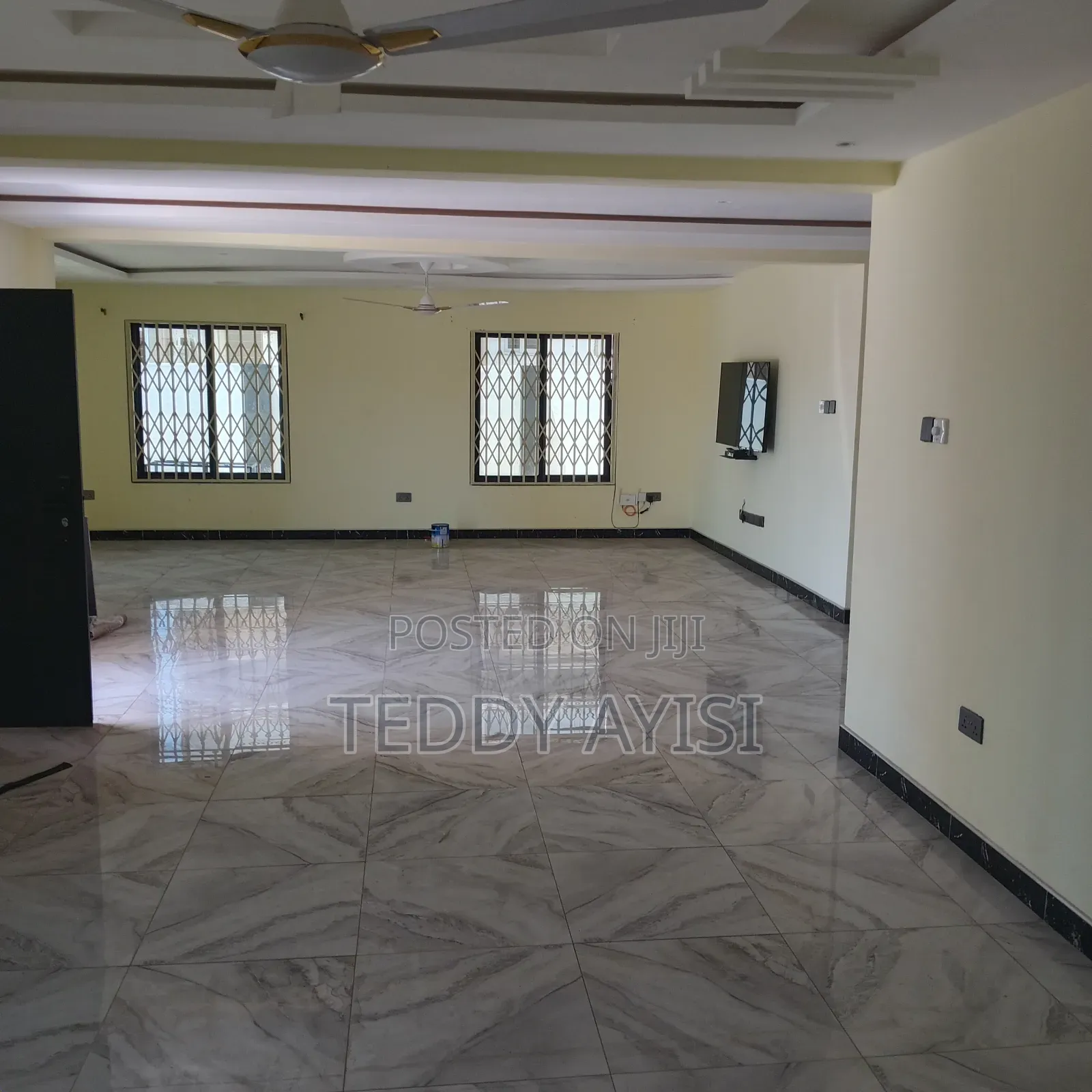 4bdrm House in Detwin Property, Community 25 for sale