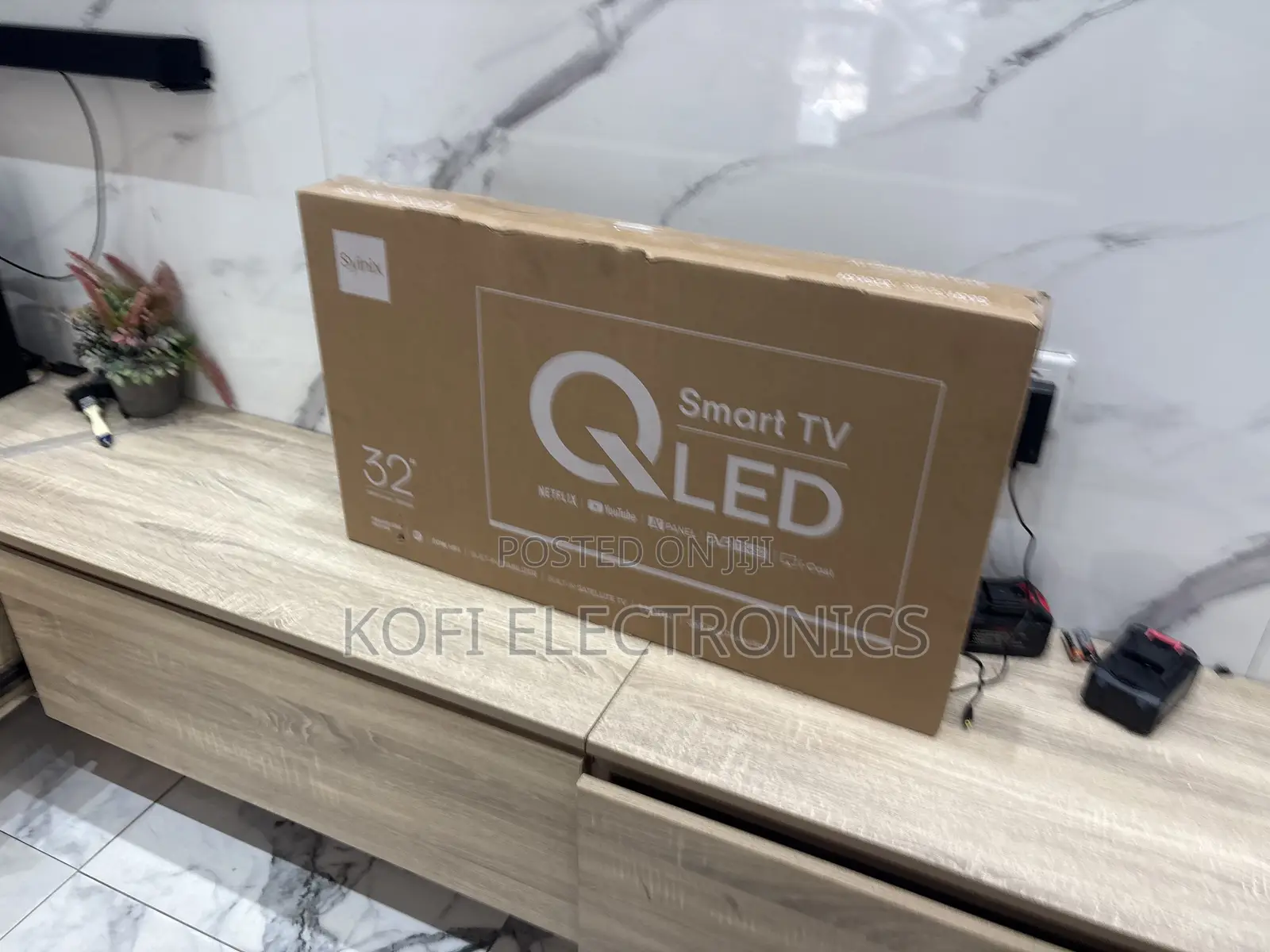 Add a Modern Touch to Your Space With Syinix 32 Inch QLED Smart TV