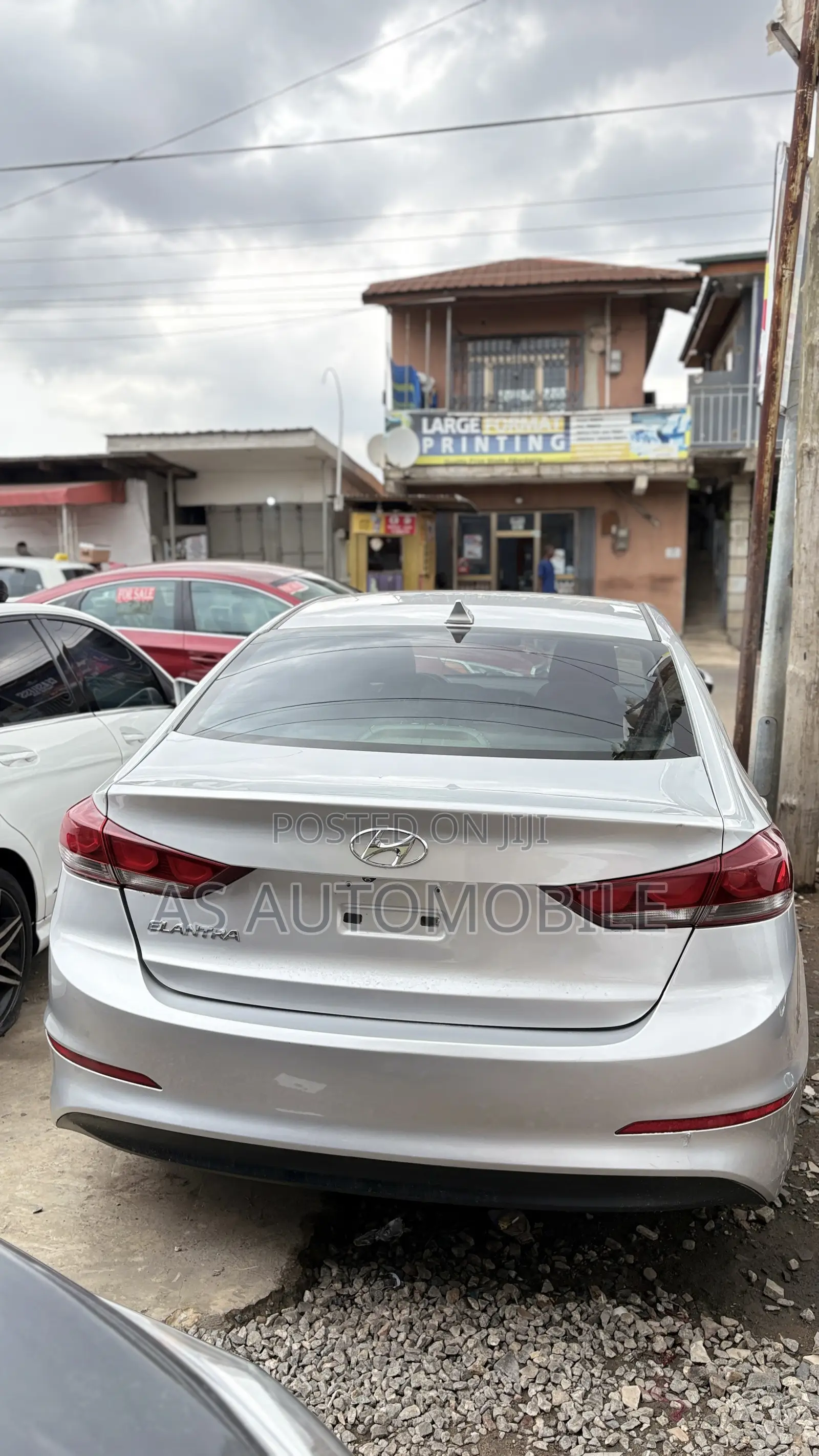 Hyundai Elantra Value Edition Sedan FWD (2.0L 4cyl 6A) 2017 Silver
