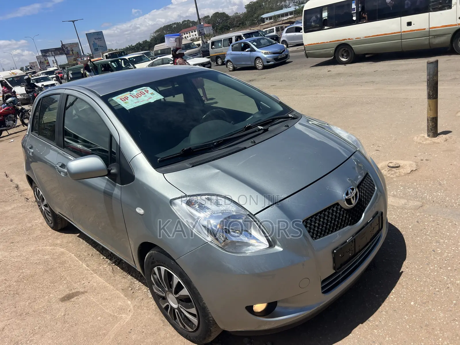 Toyota Yaris 1.5 2009 Gray