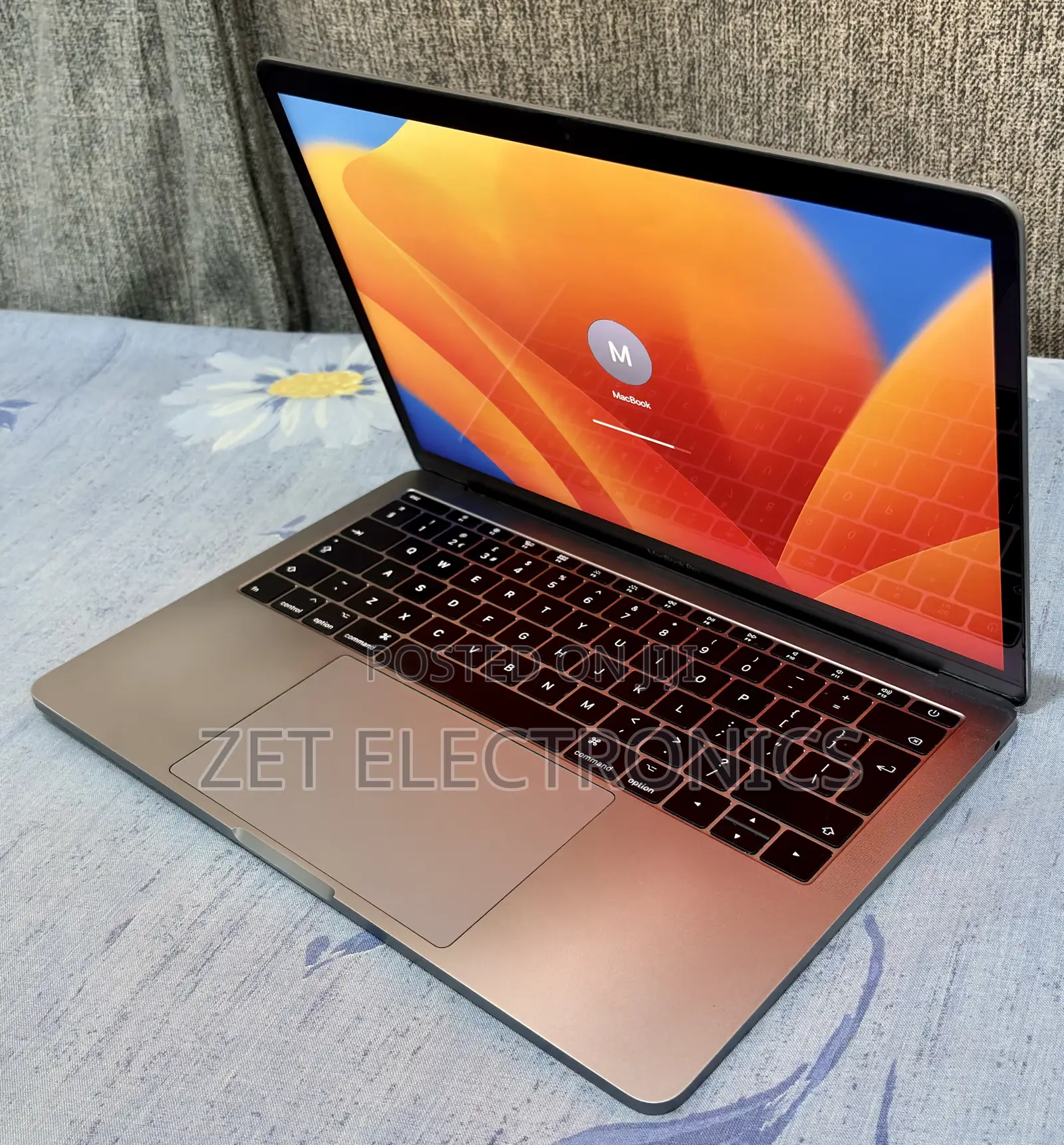 Laptop Apple MacBook Pro 2017 8GB Intel Core i5 SSD 256GB
