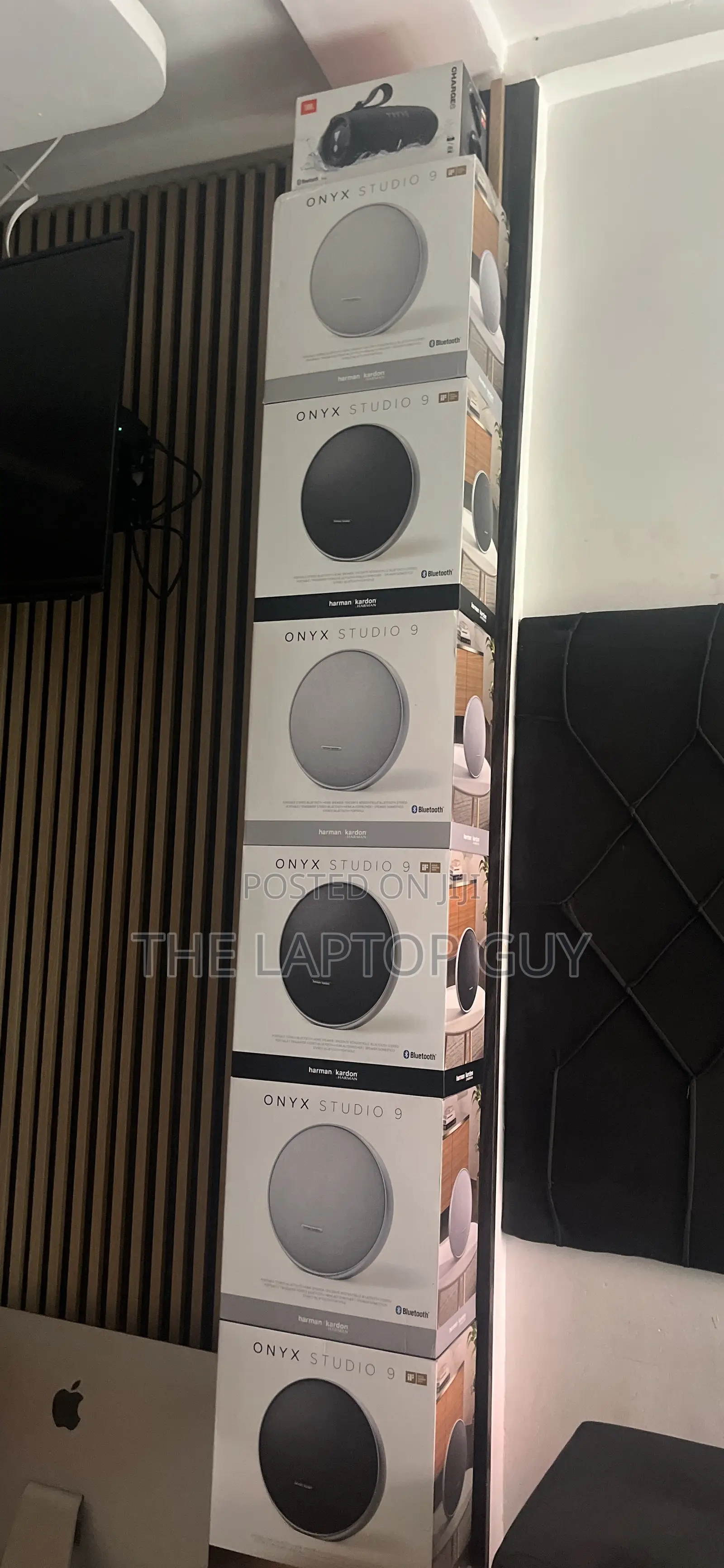 Onyx Studio 9
