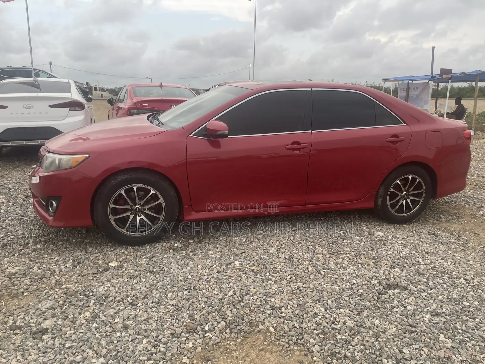 Toyota Camry SE Sport 4dr Sedan w/Prod. End 11/13 (2.5L 4cyl 6A) 2014