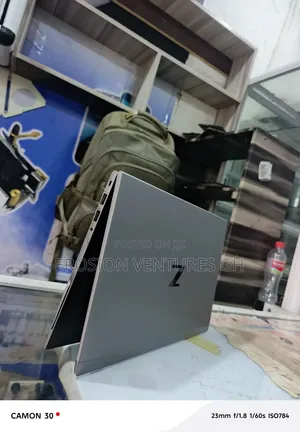 Laptop HP ZBook Firefly 14 G7 16GB Intel Core i5 SSD 128GB
